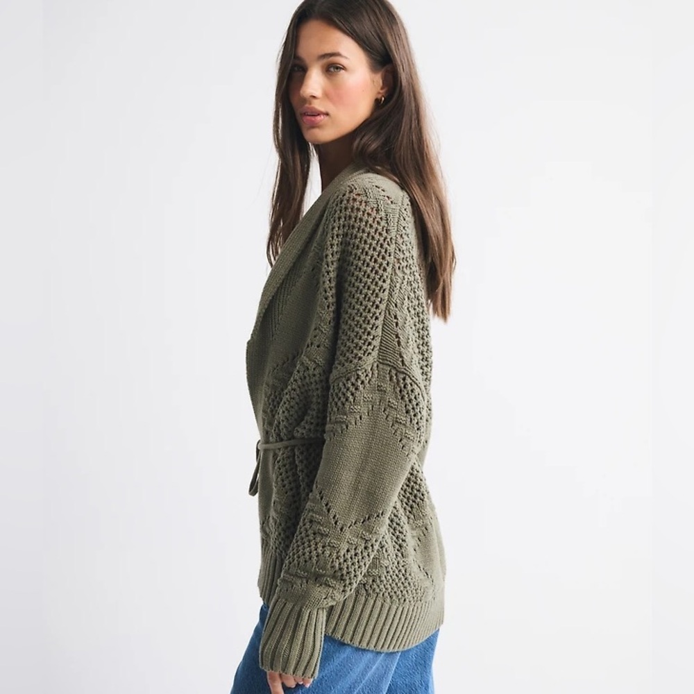 ❤️‍🔥BOGO FREE NWT Abercrombie & fitch textured knit long green cardigan sweater